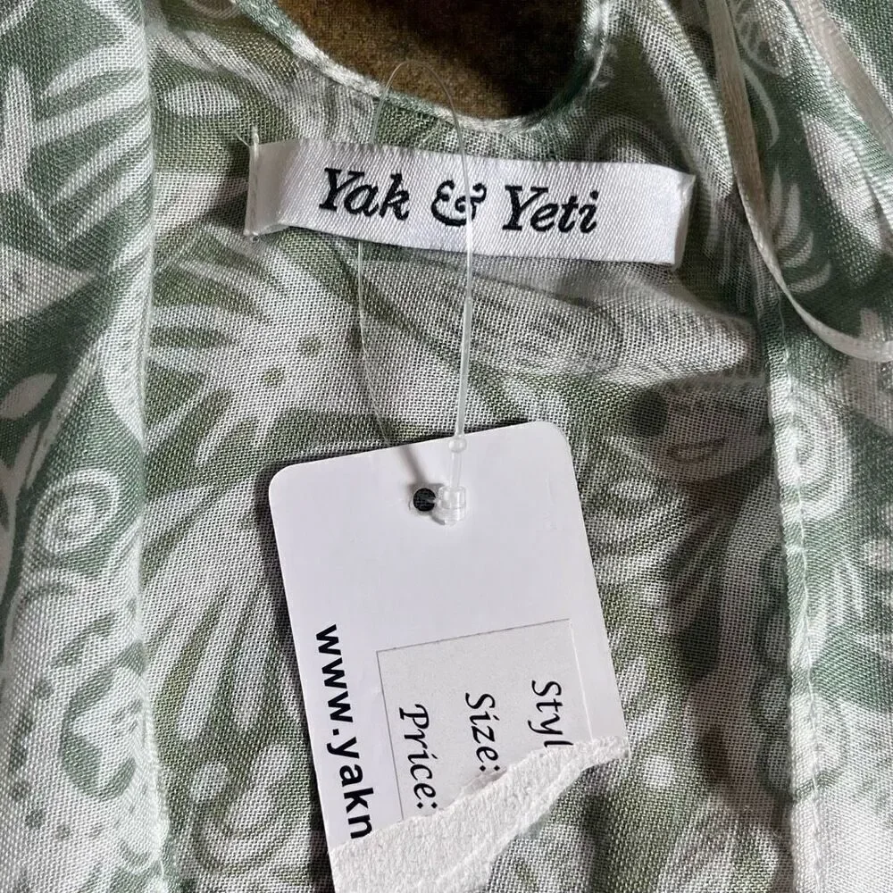 NWT Yak & Yeti Green Floral Thin Shawl Cardigan One Size